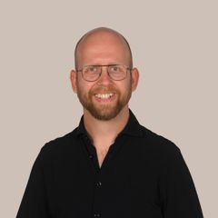 Bas Prins Fortytwoai